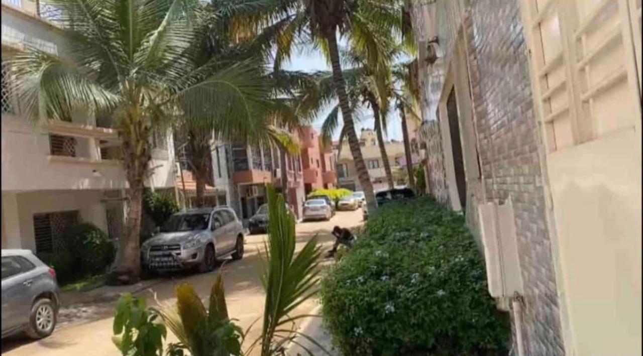 Appartement Luxe Idealement Situe A Dakar Exterior foto