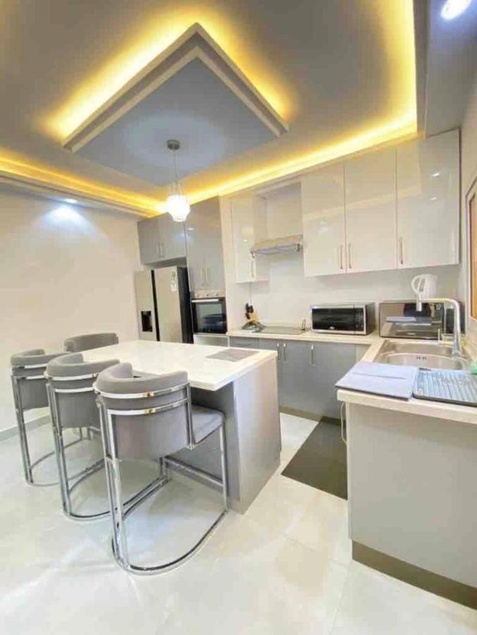 Appartement Luxe Idealement Situe A Dakar Exterior foto
